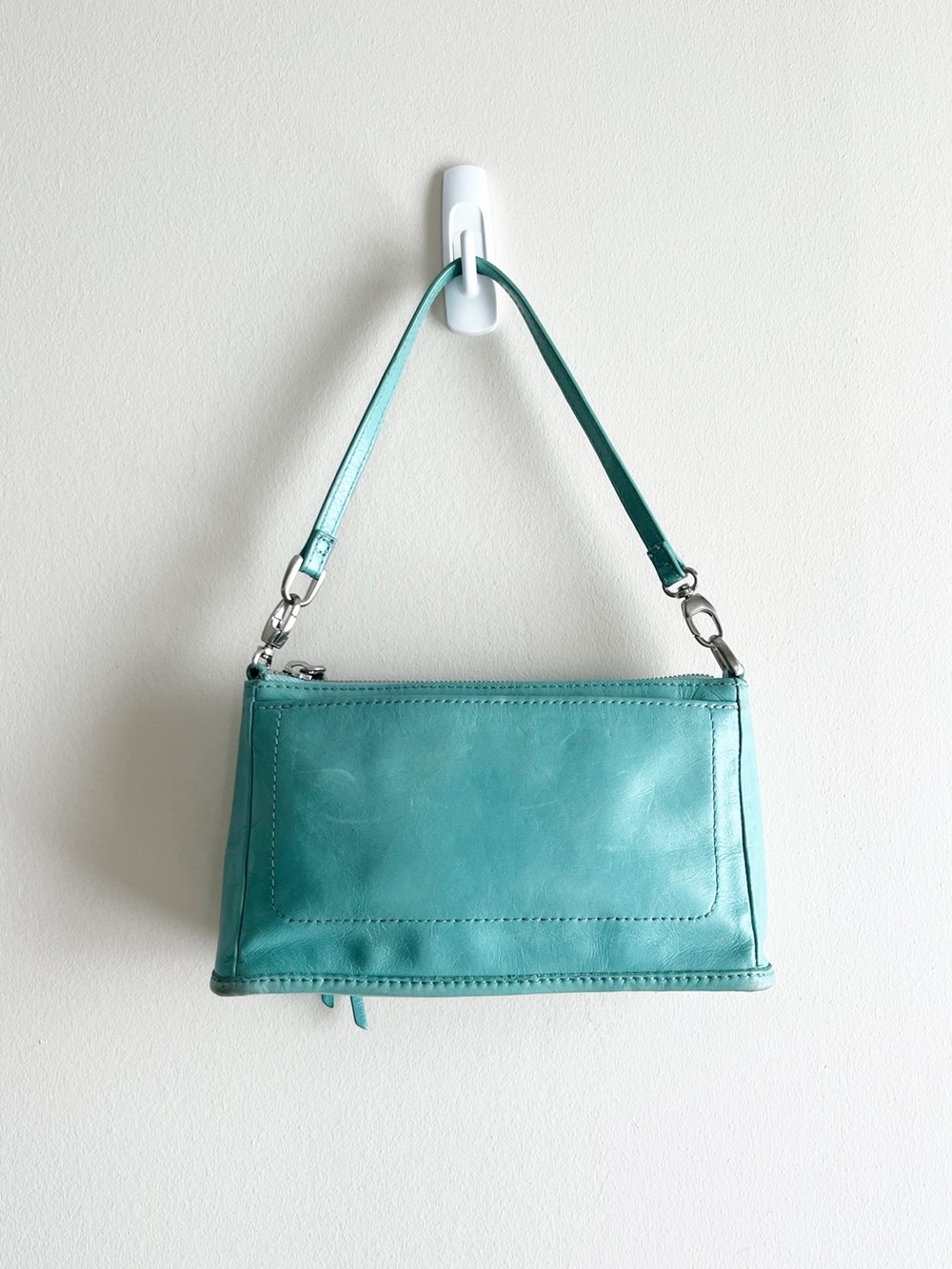 HOBO Cadence Crossbody Leather Bag w/ Adjustable Clip Strap Turquoise - Picture 5 of 10